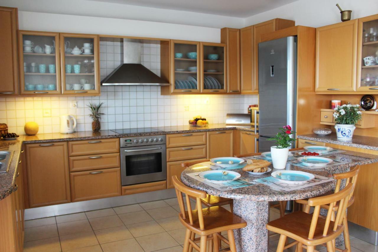 Amazing Beachfront Apartment In Hersonissos Dış mekan fotoğraf